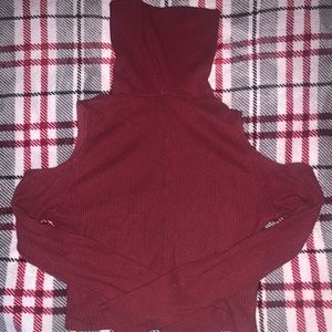 hollister cropped sweater shoulder cutouts